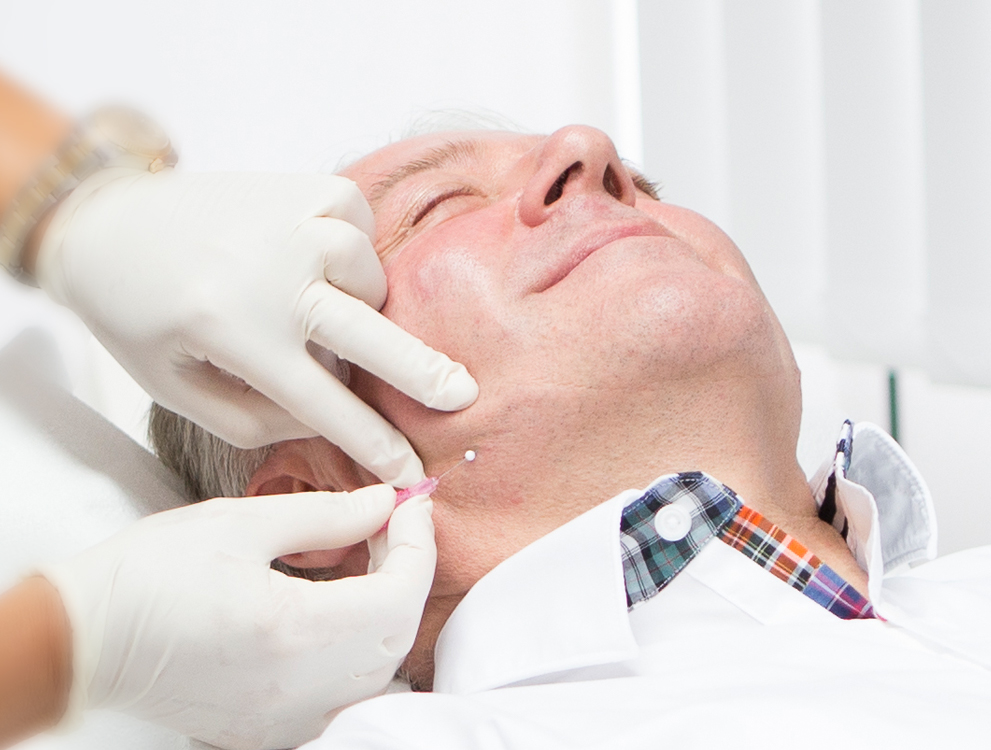 Mobile Ansicht: Themenbild von Faltenbehandlung